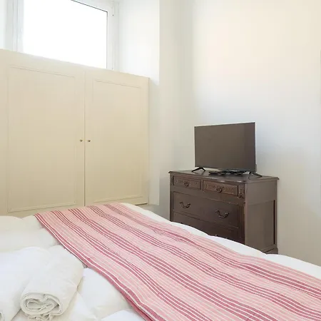 Salotto19 - Borghese Centro Apartamento *
